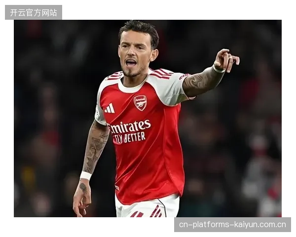 本·怀特回追铲断救险换来掌声